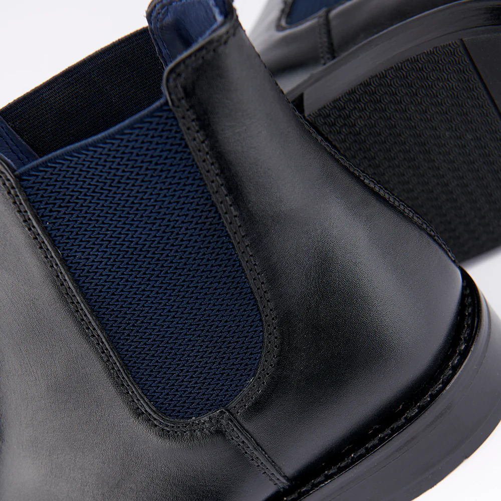 Vanguard Chelsea Boot - Black - Image 6
